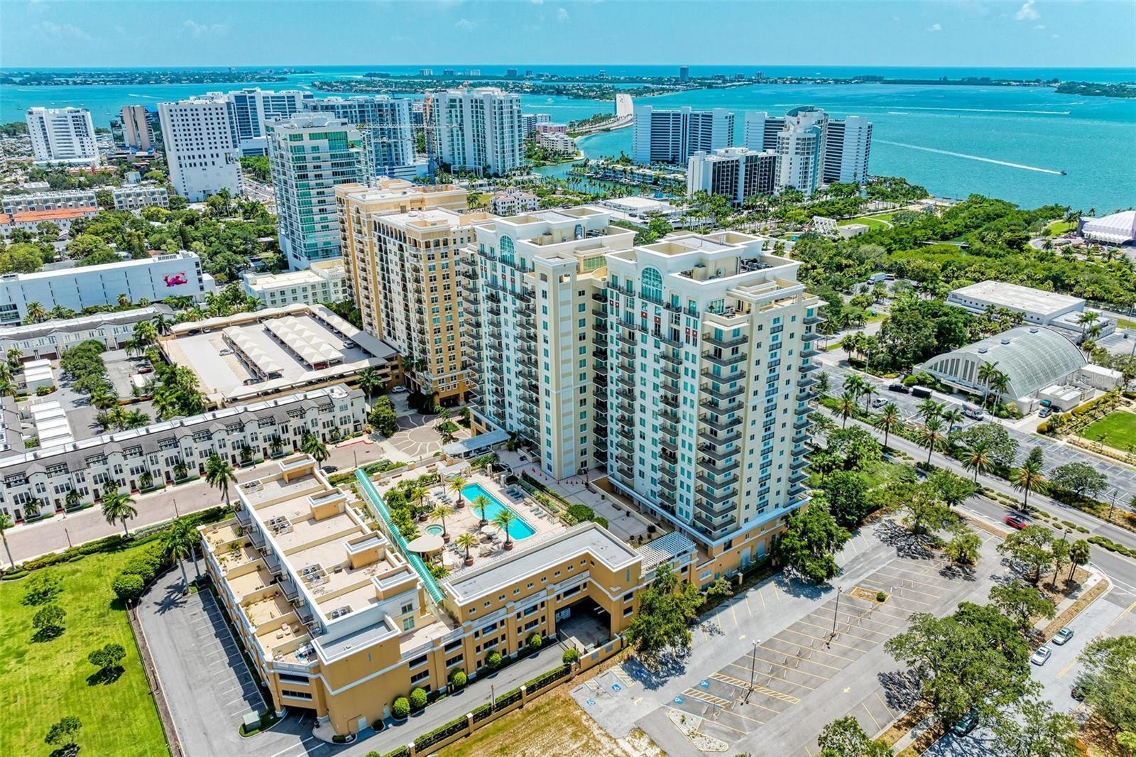 800 Tamiami Trail, FL