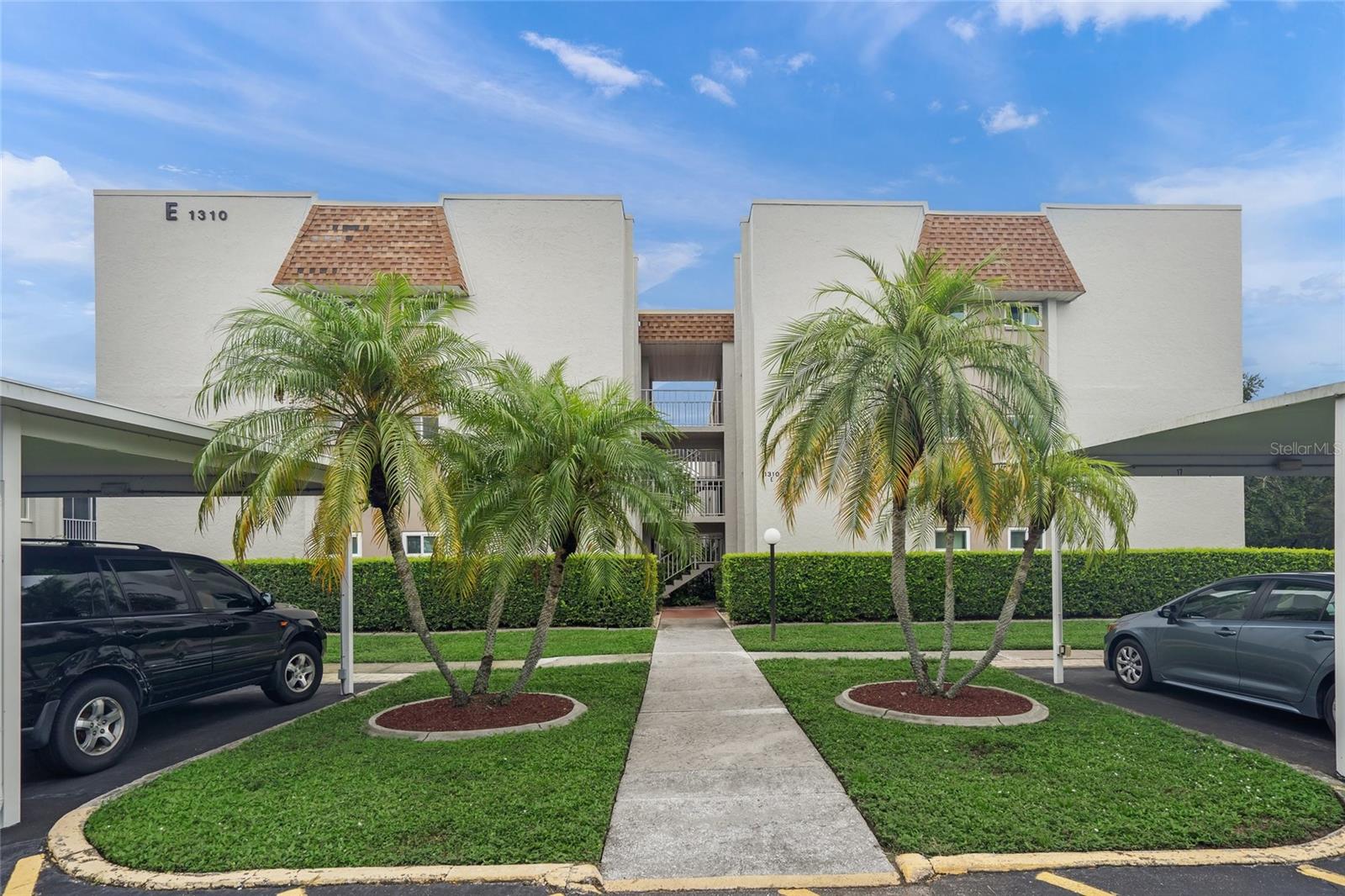 1310 Glen Oaks Drive, FL