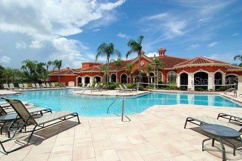 2739 Via Capri, FL