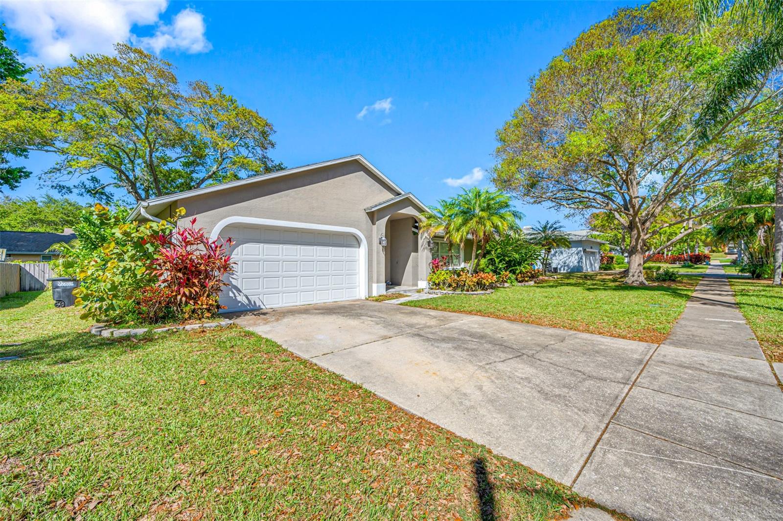 1632 Windsor Place, FL