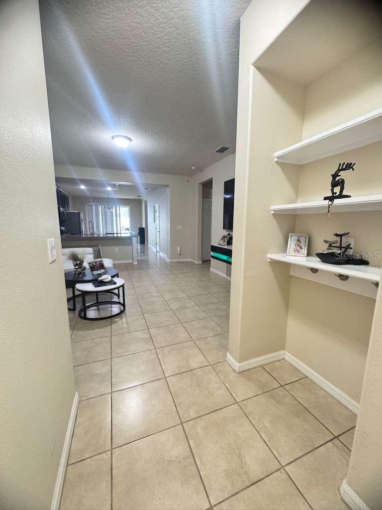 2515 Nouveau Way, FL