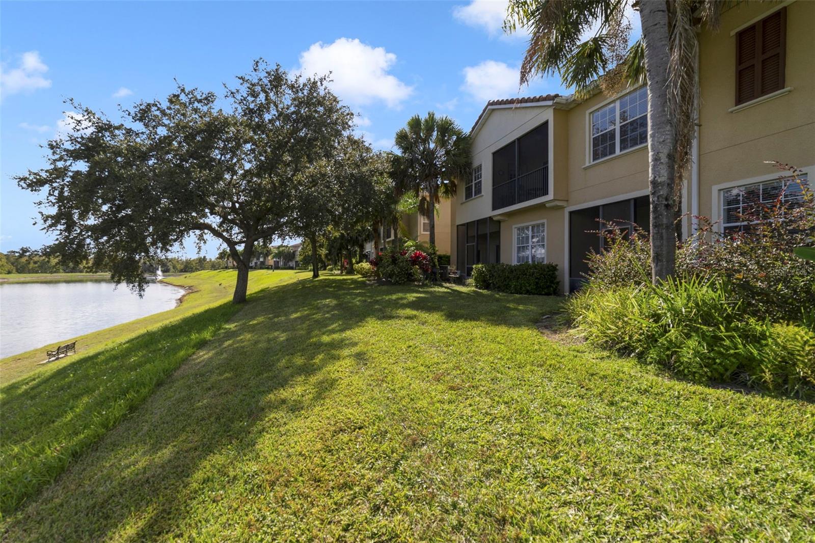 2827 Oakwater Drive, FL