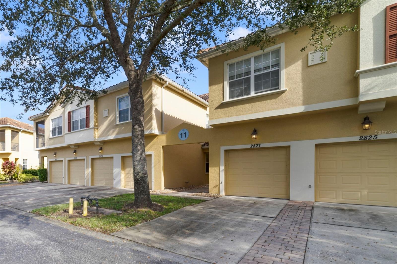 2827 Oakwater Drive, FL