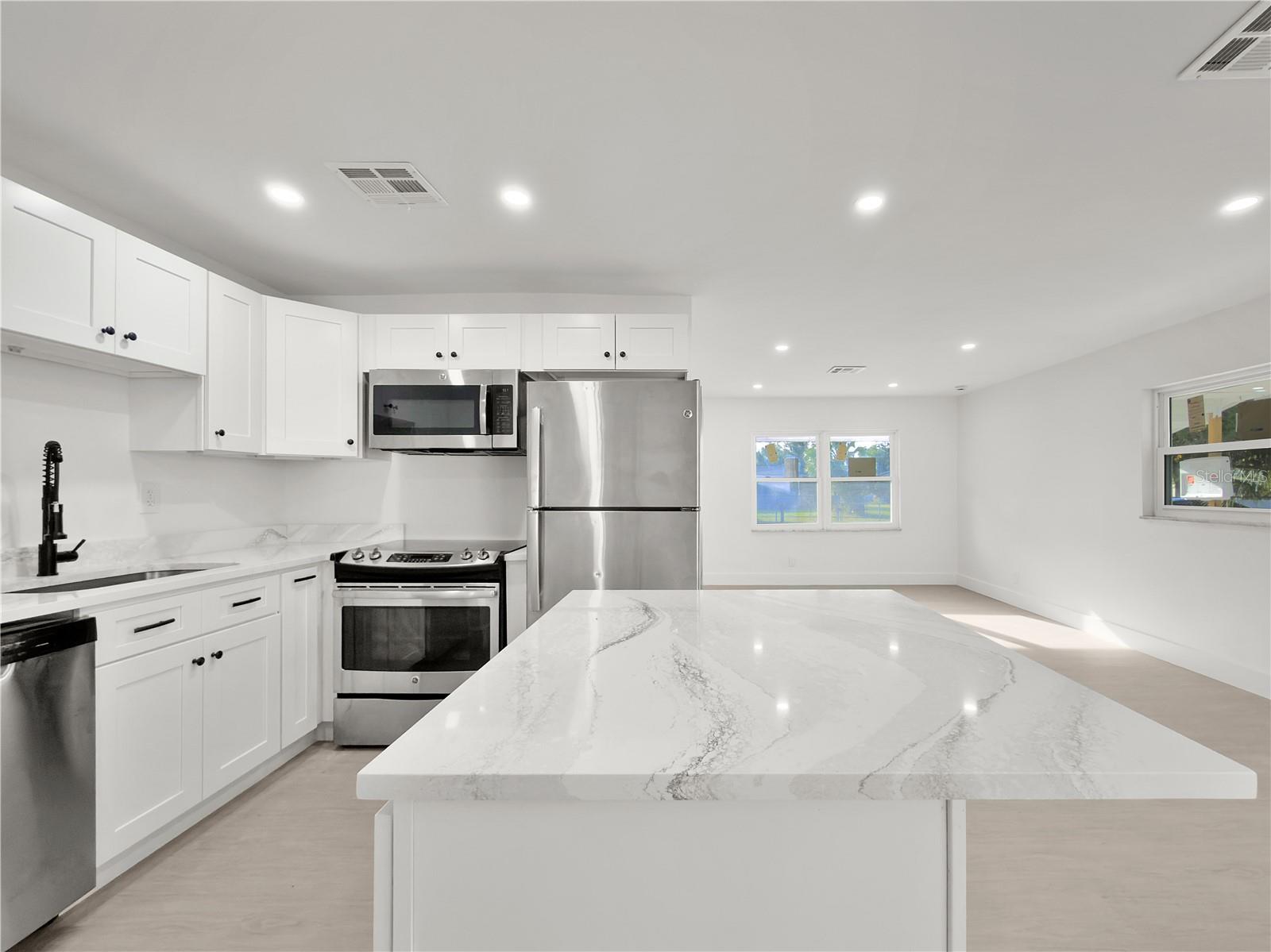 941 Kathy Street, FL