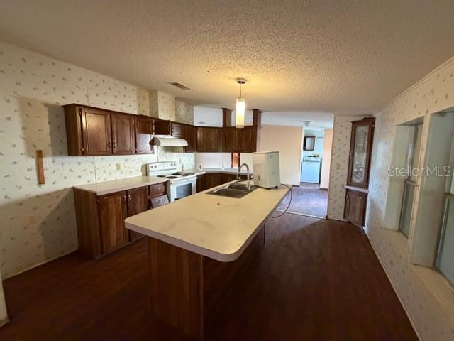 4811 Weeping Willow Avenue, FL
