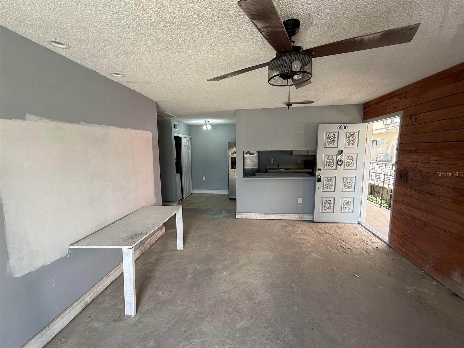 6000 Village Circle, FL