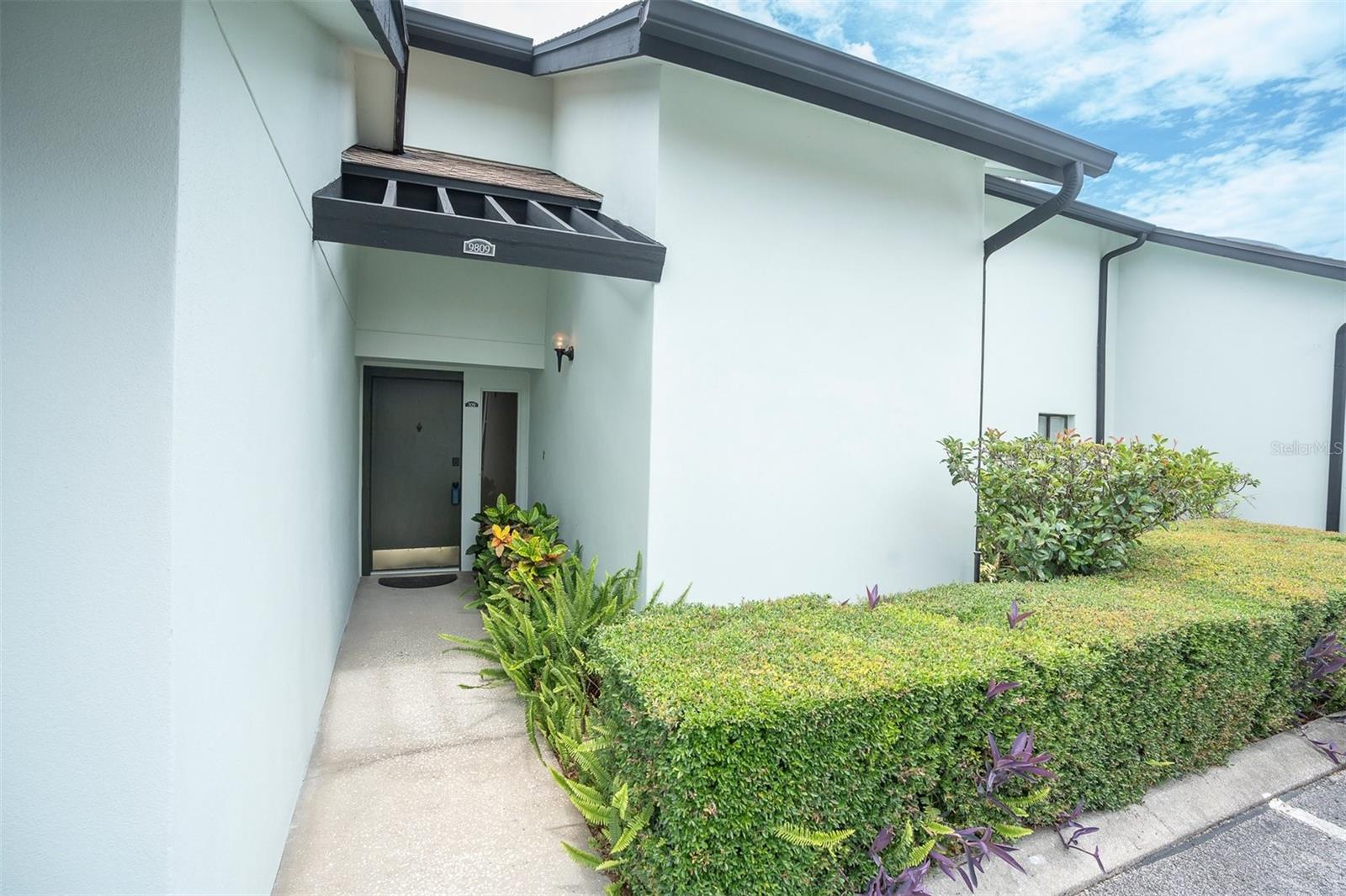 9809 Lombard Court, FL