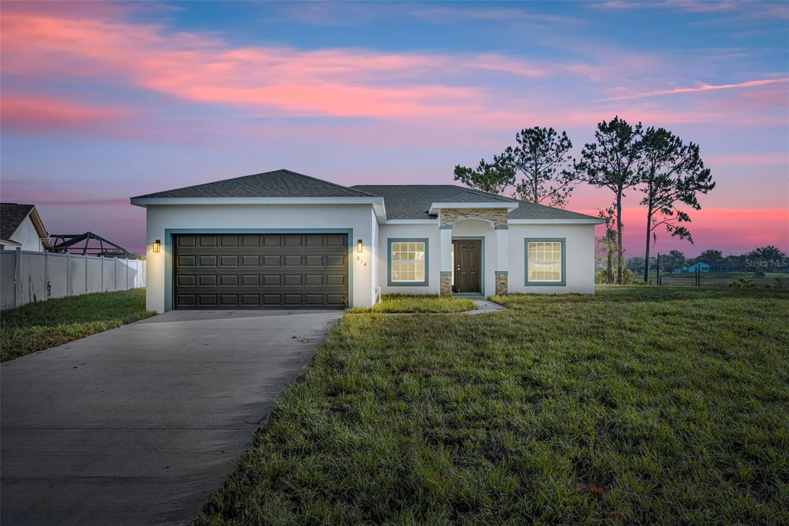 814 Price Court, FL