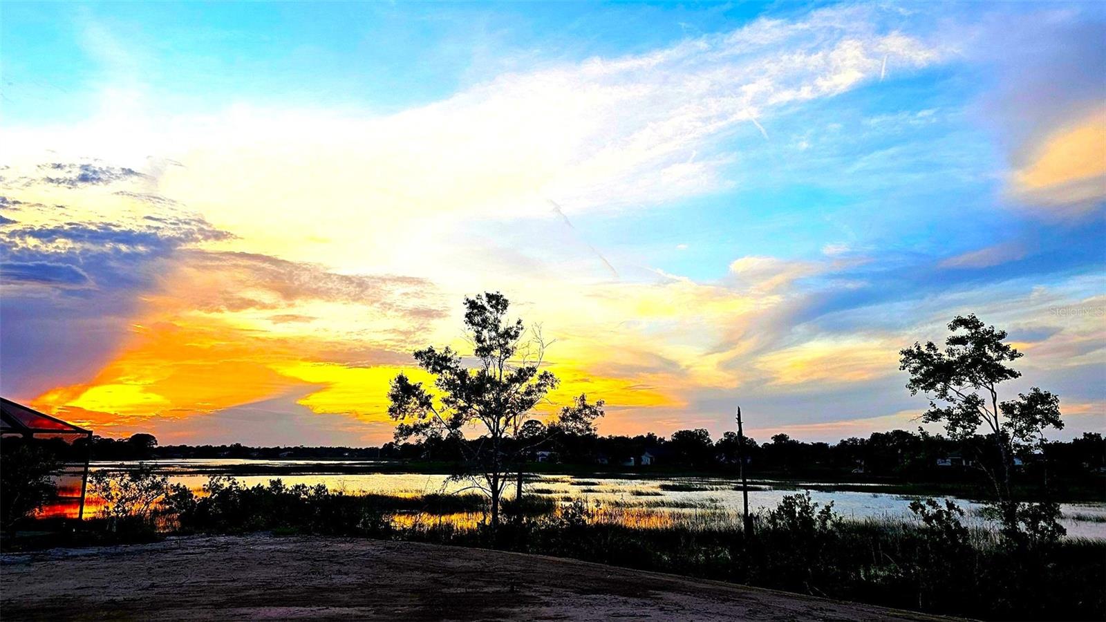 814 Price Court, FL