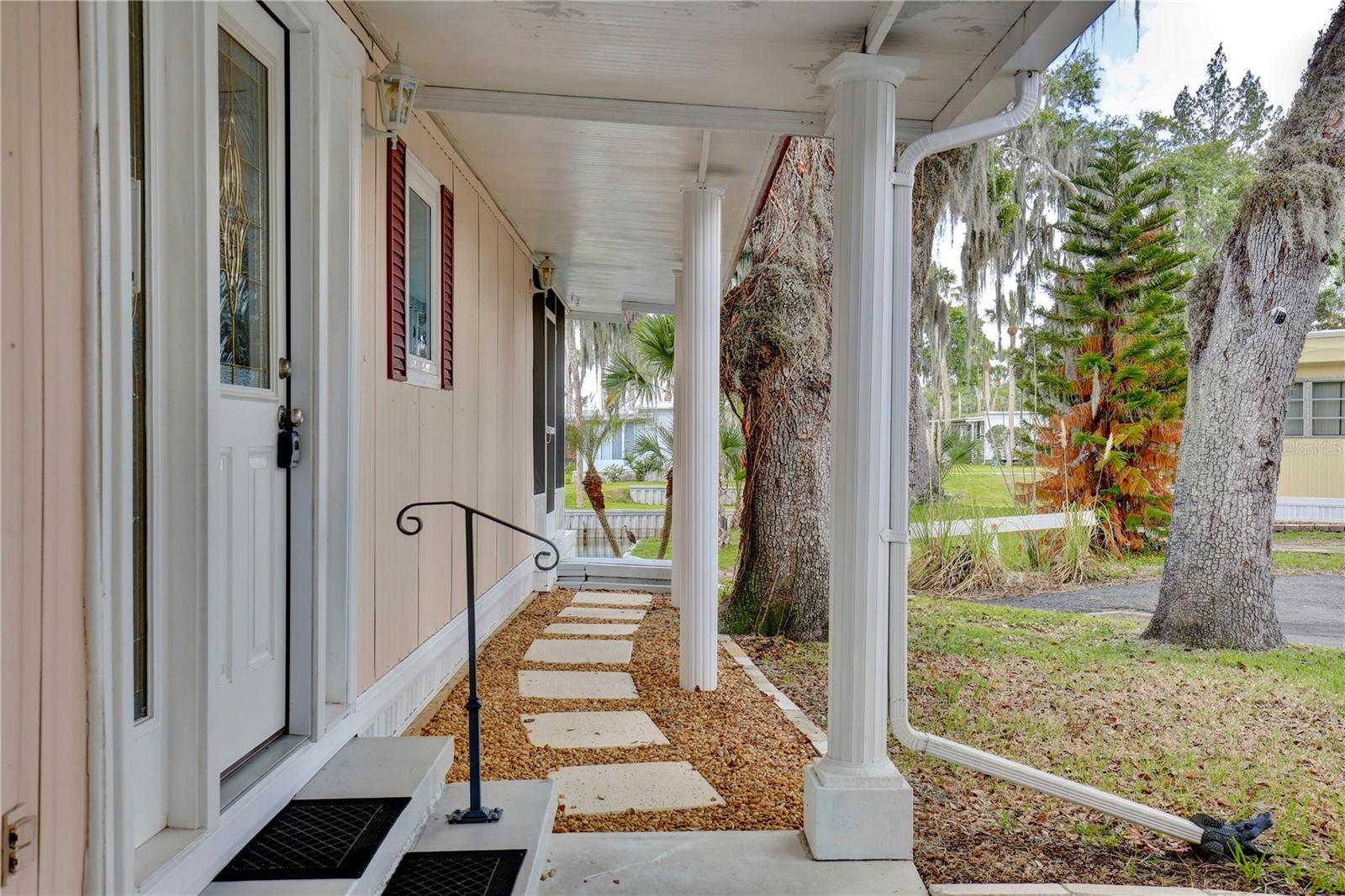 105 Canal View, FL