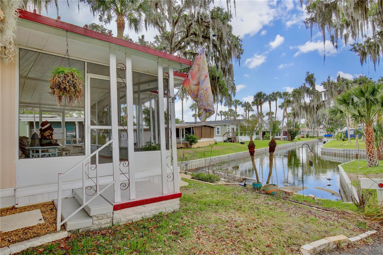 105 Canal View, FL