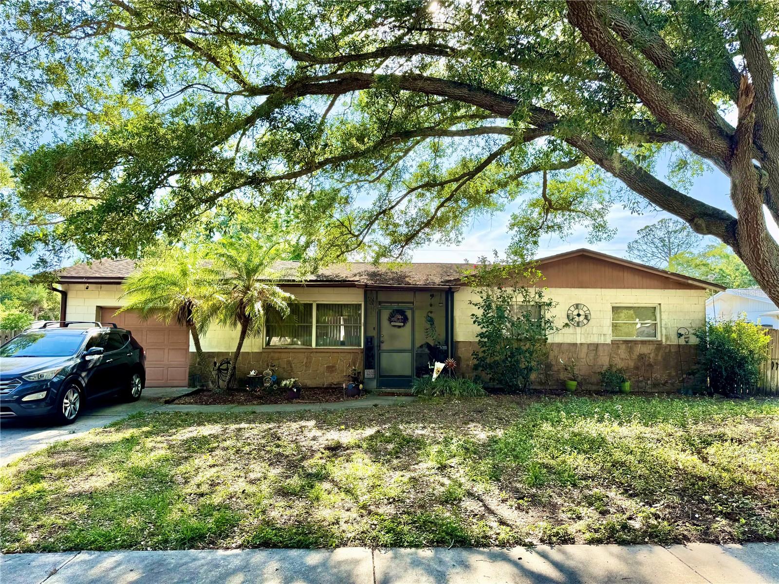 1406 Pineapple Lane, FL