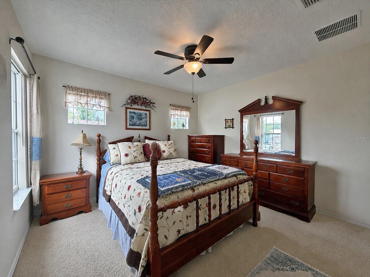 2016 Schuller Way, FL