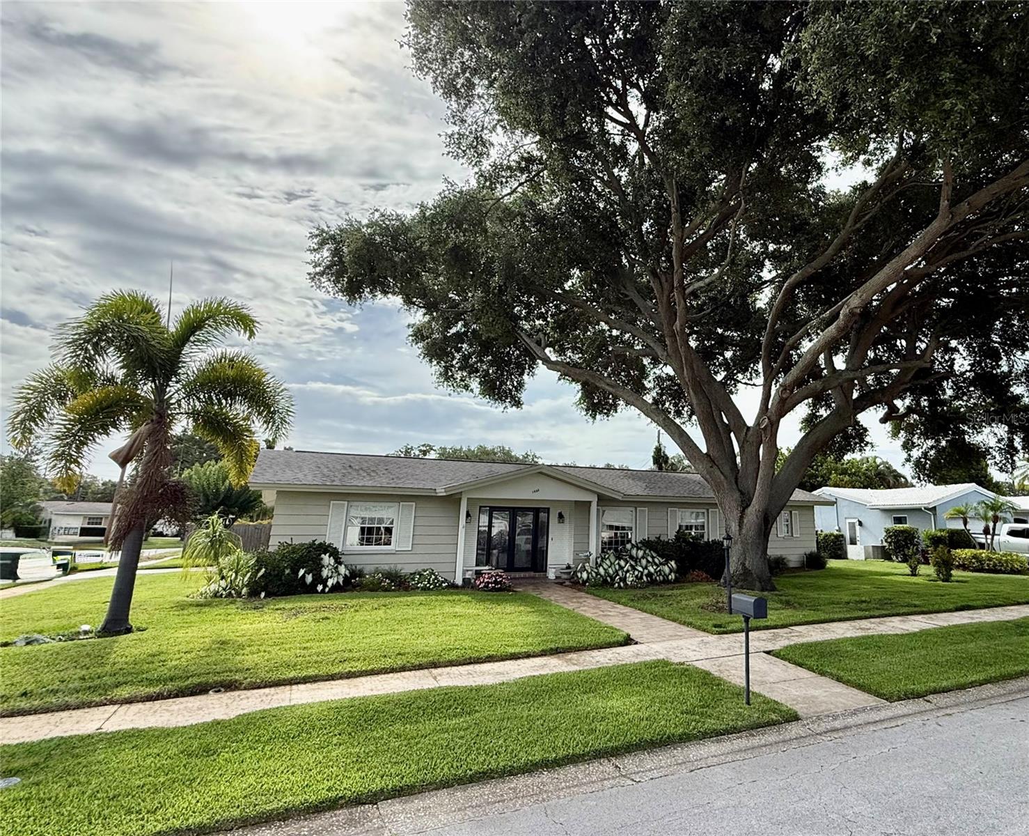1853 Paradise Lane, FL