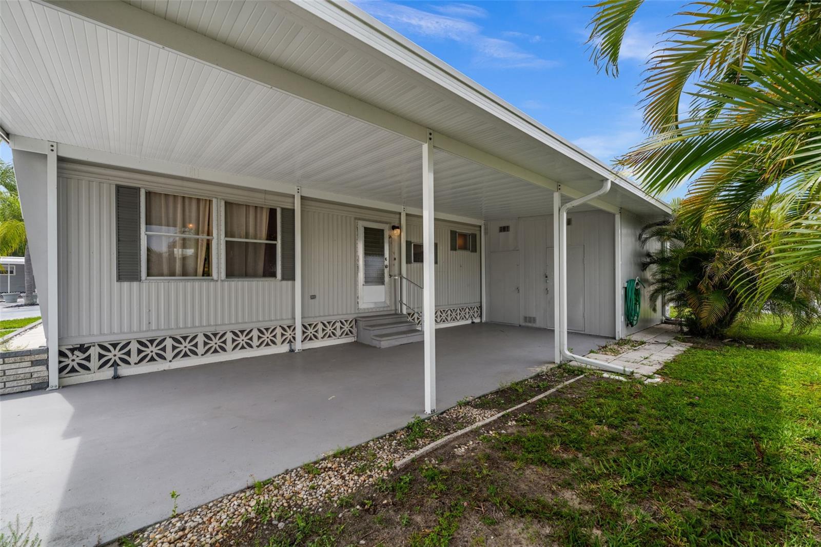 3318 Shingle Oak Terrace, FL