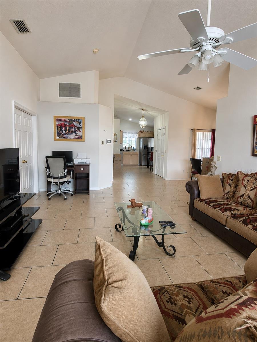 121 Roma Way, FL