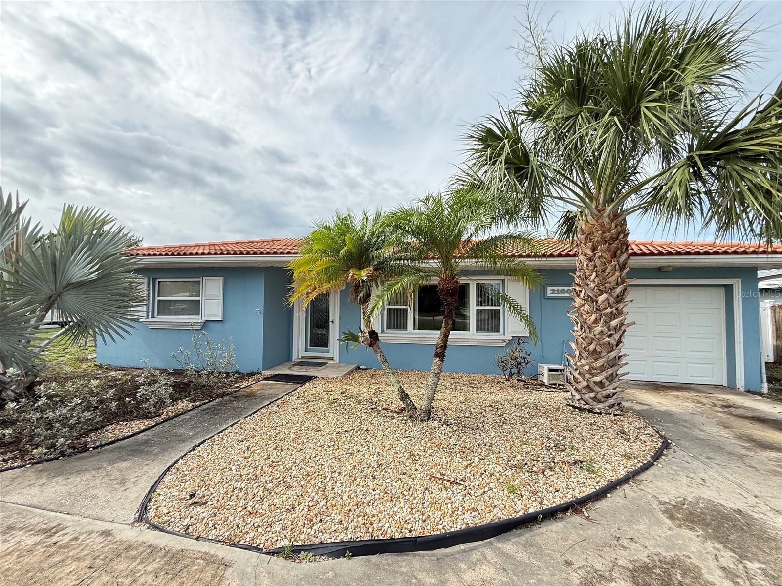 2100 8th Avenue, FL
