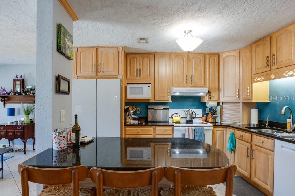 2100 8th Avenue, FL