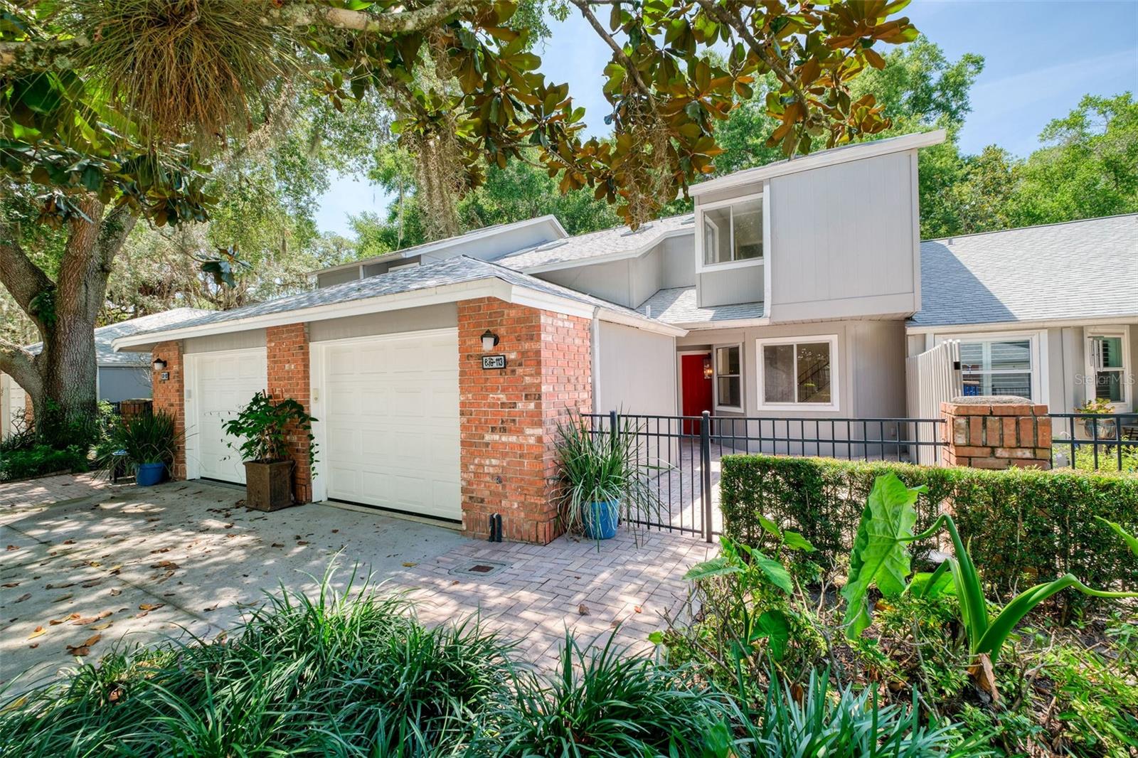 639 Laurel Oak Lane, FL