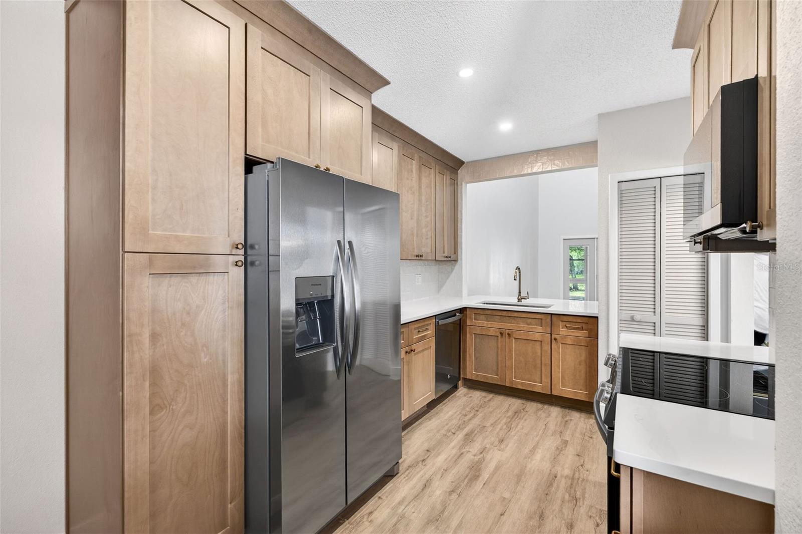 639 Laurel Oak Lane, FL
