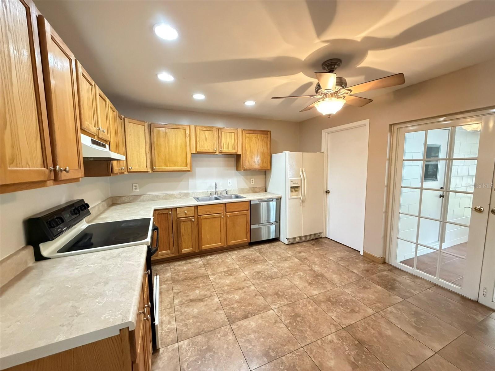 731 Hummingbird Lane, FL