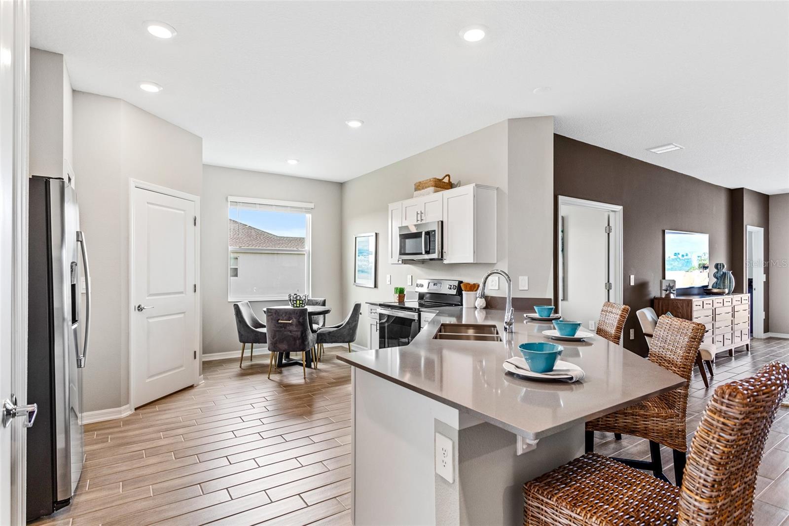 5524 Fiona Lane, FL