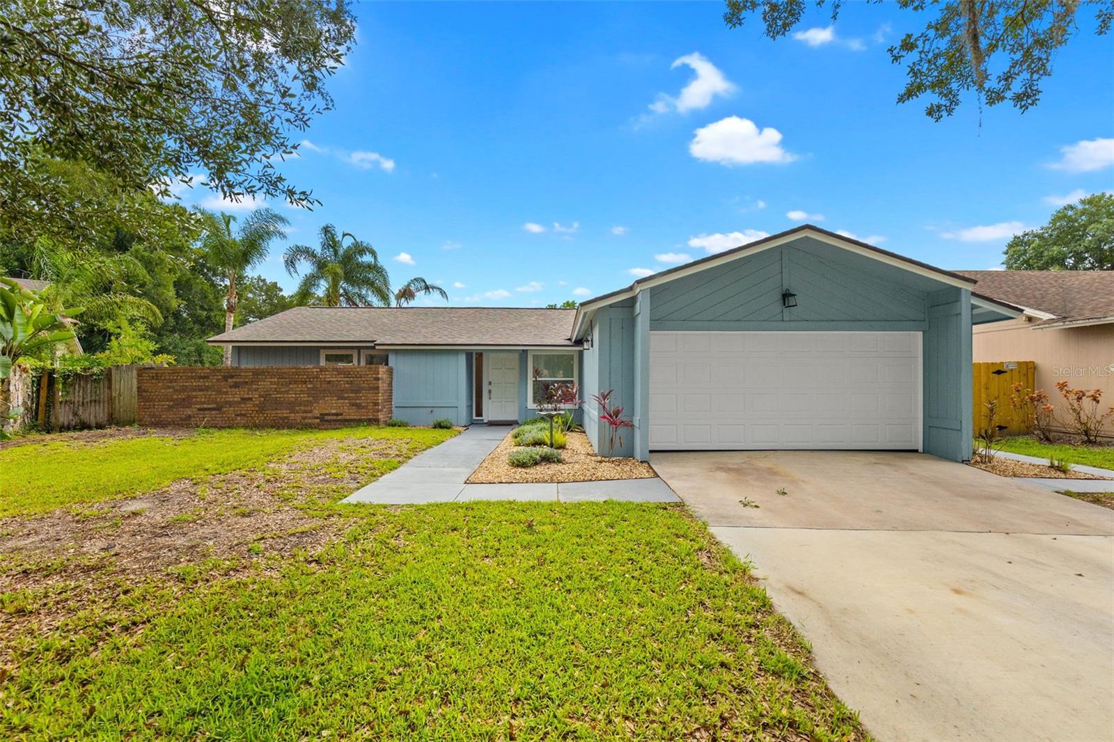 15917 Country Farm Place, FL