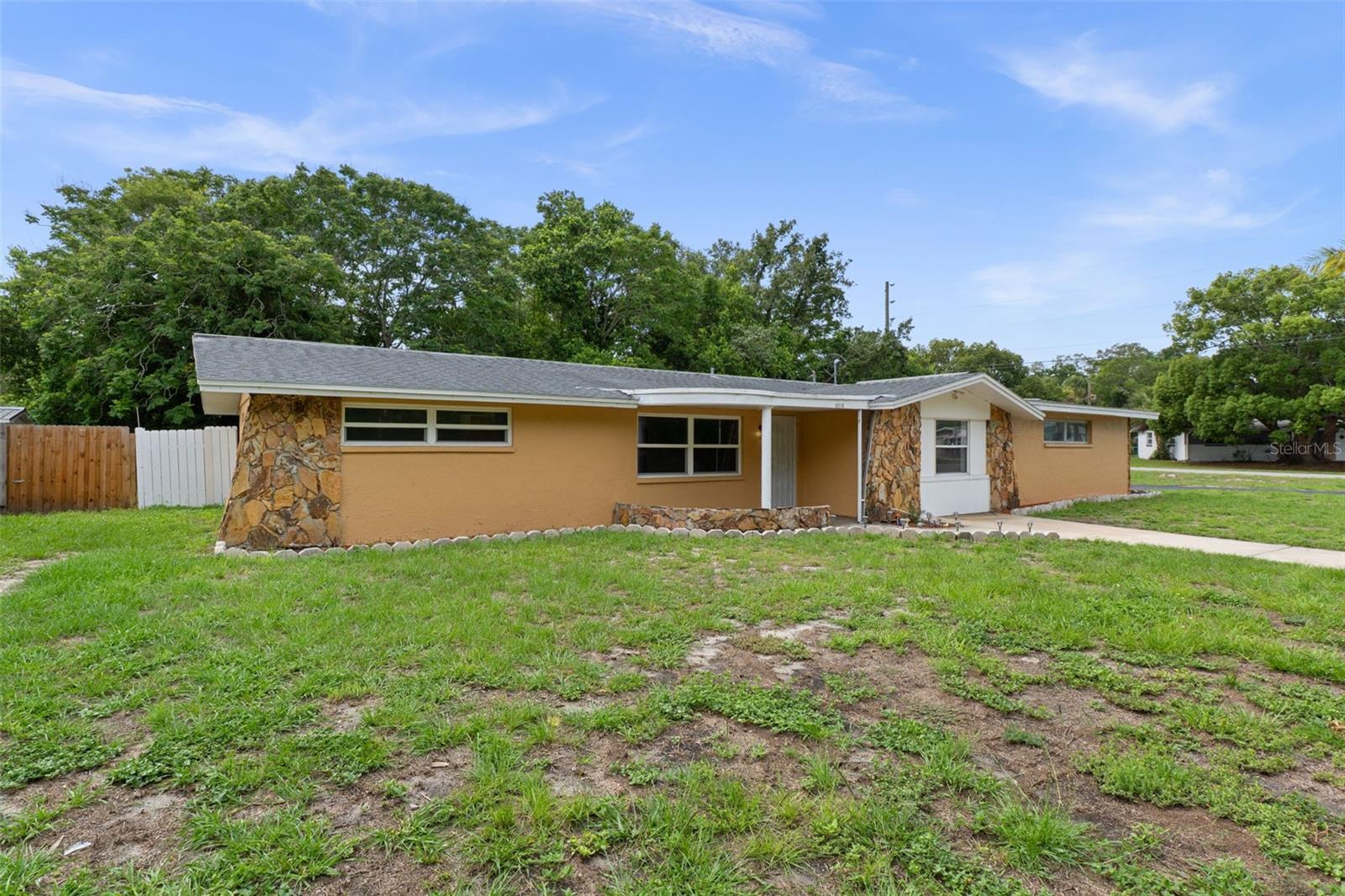 4104 Arrowhead Avenue, FL