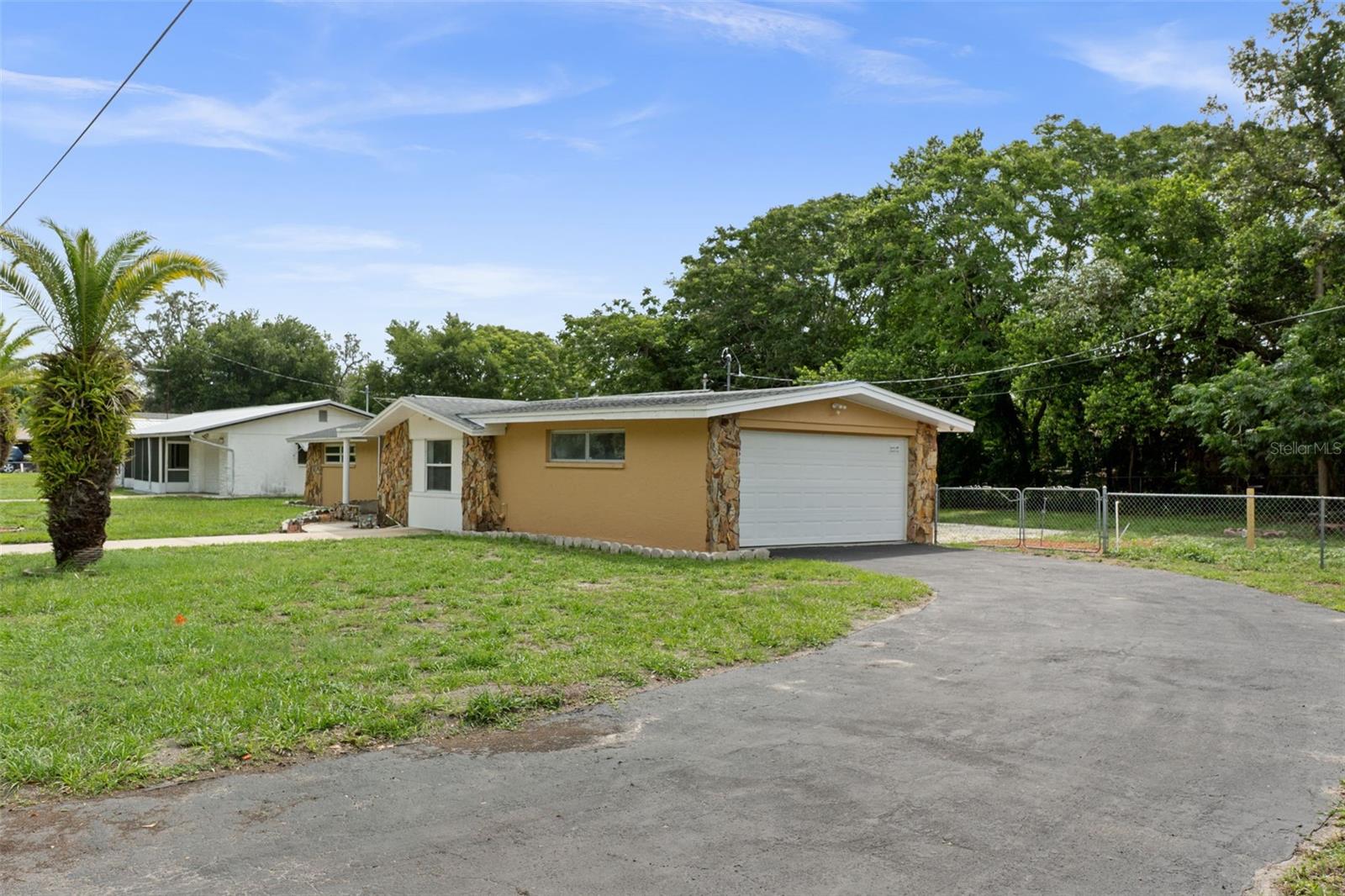 4104 Arrowhead Avenue, FL
