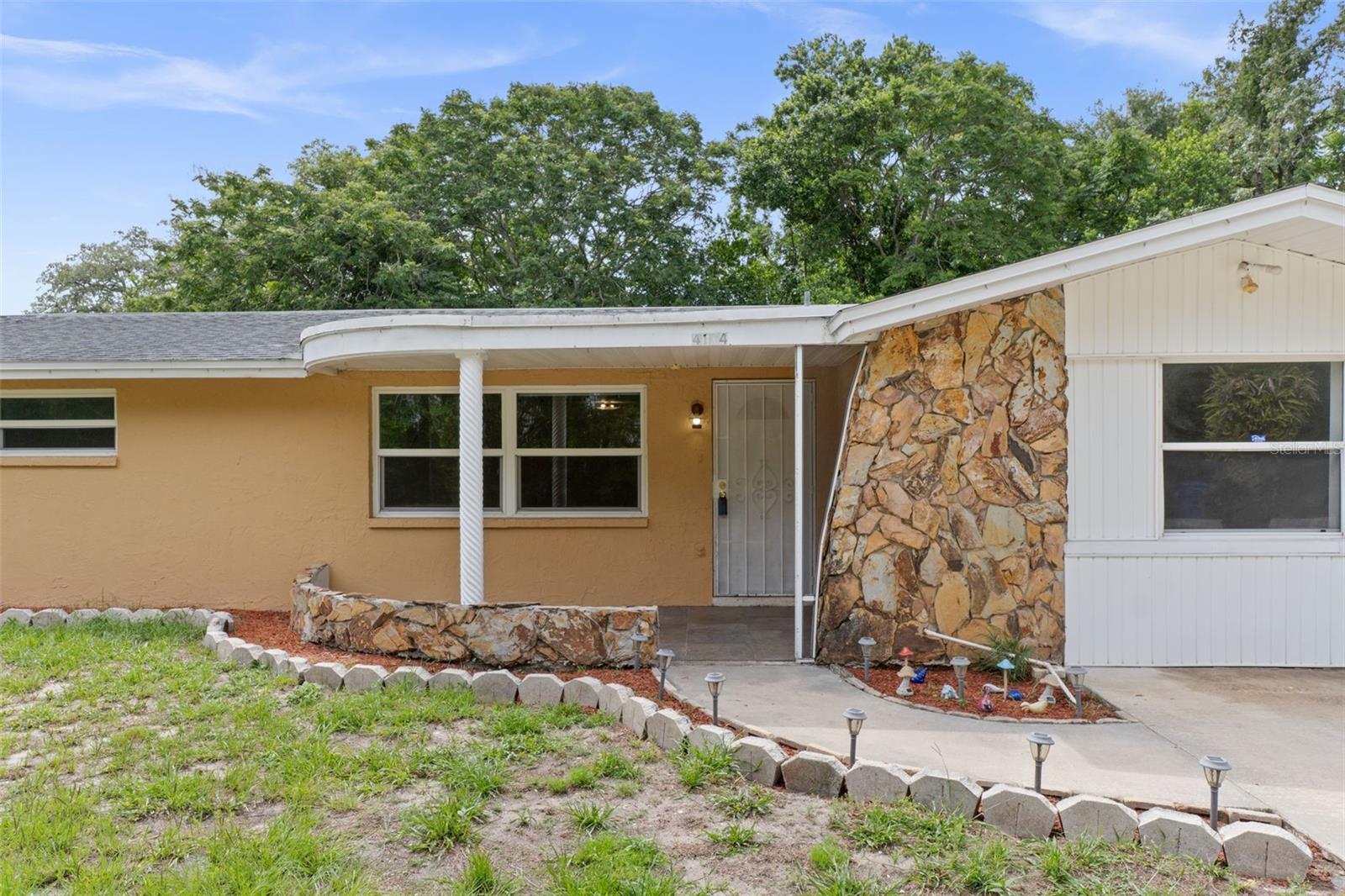 4104 Arrowhead Avenue, FL