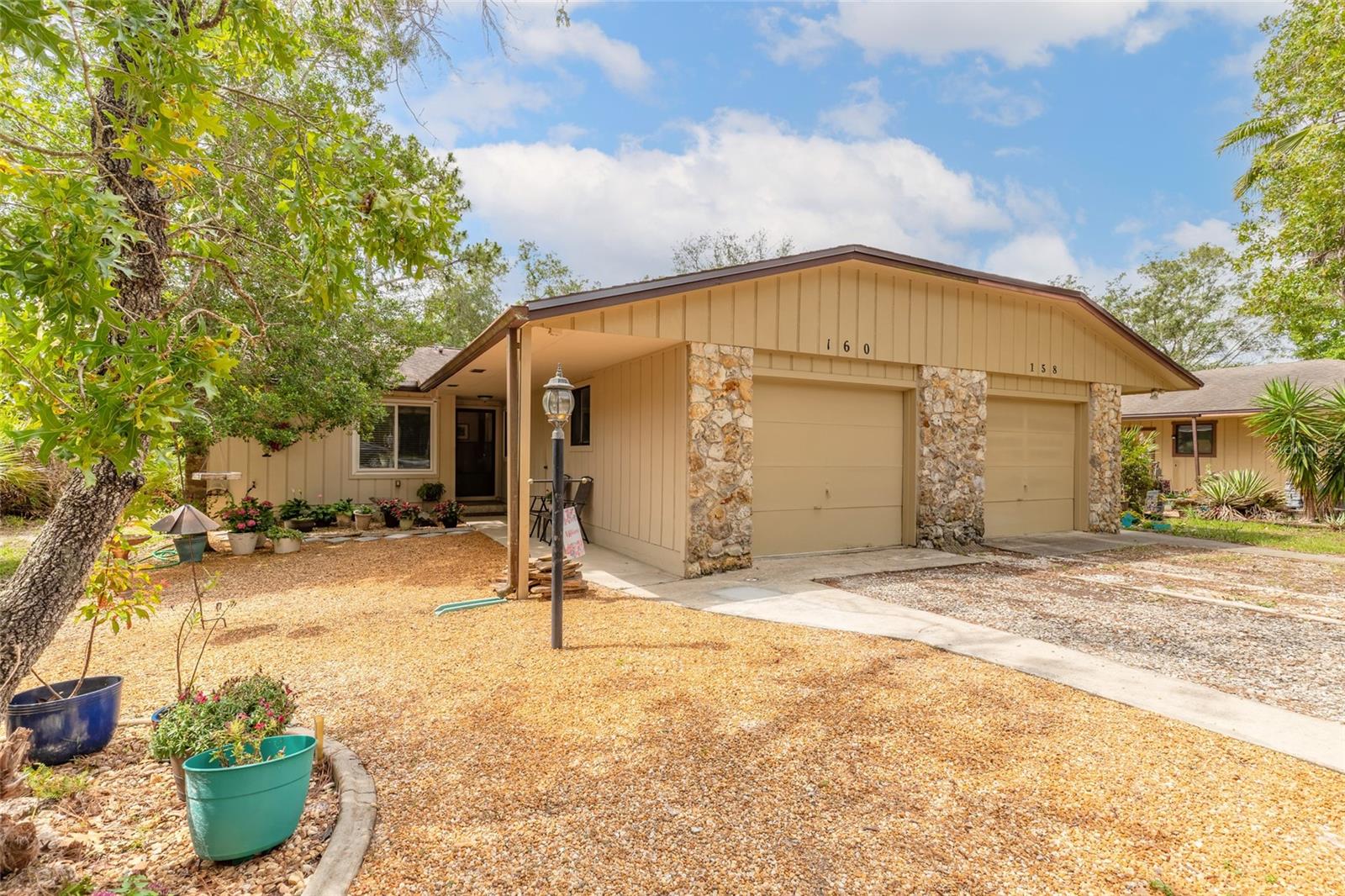 160 Magnolia Loop, FL