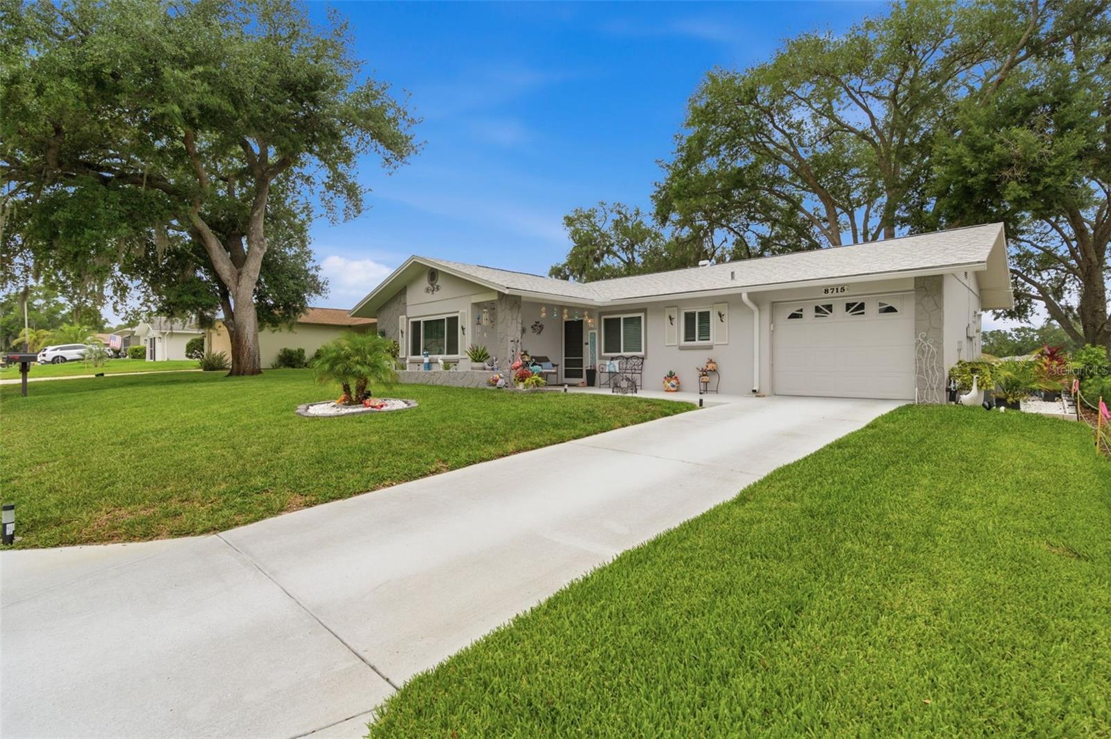 8715 Benton Drive, FL