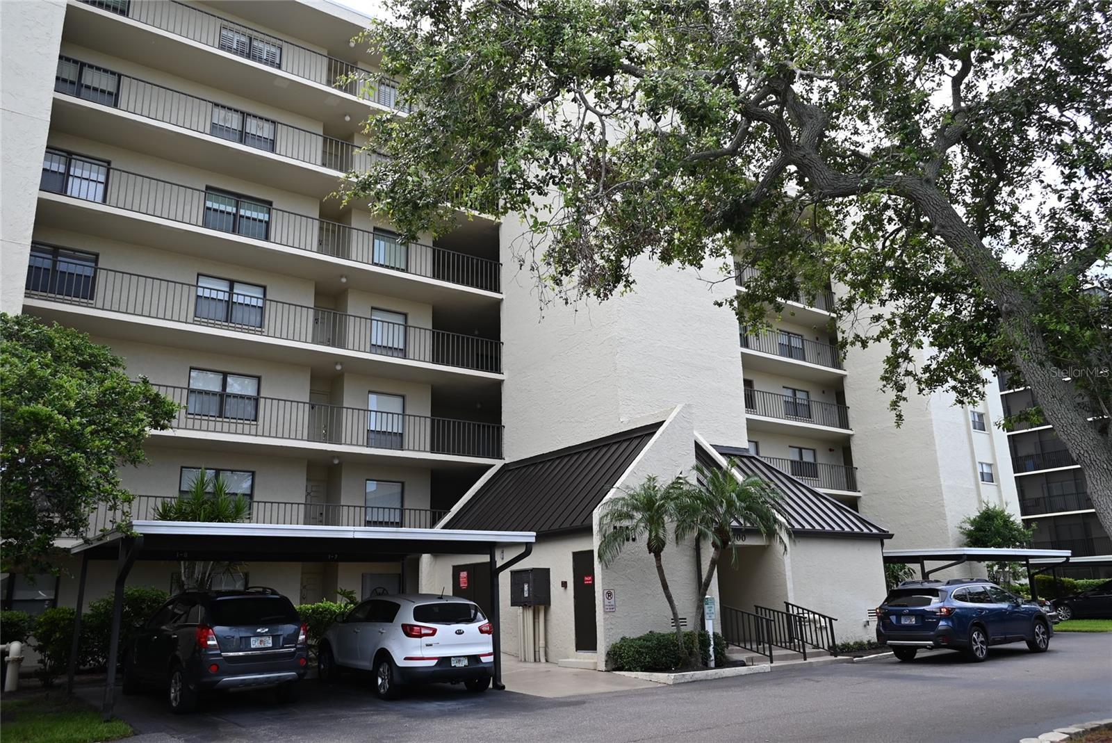 2700 Cove Cay Drive, FL