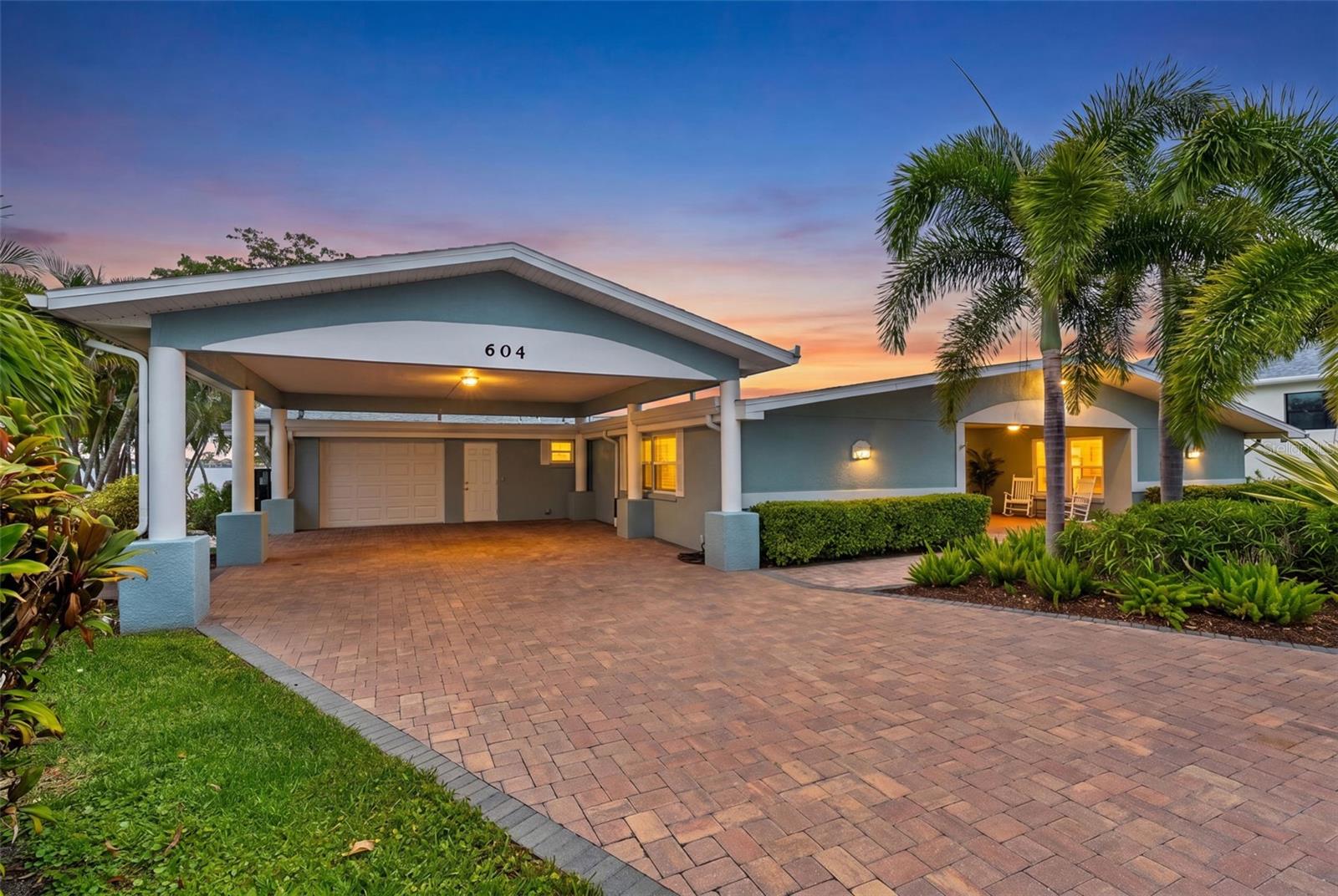 604 Poinsettia Avenue, FL