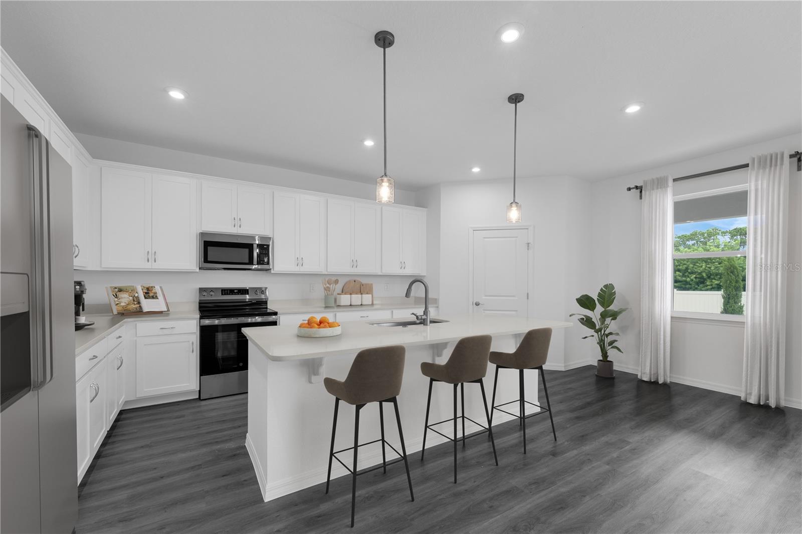 1819 Shadow Box Bend, FL
