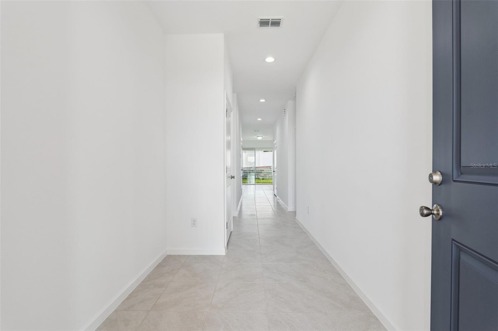 3712 Watercliff Circle, FL