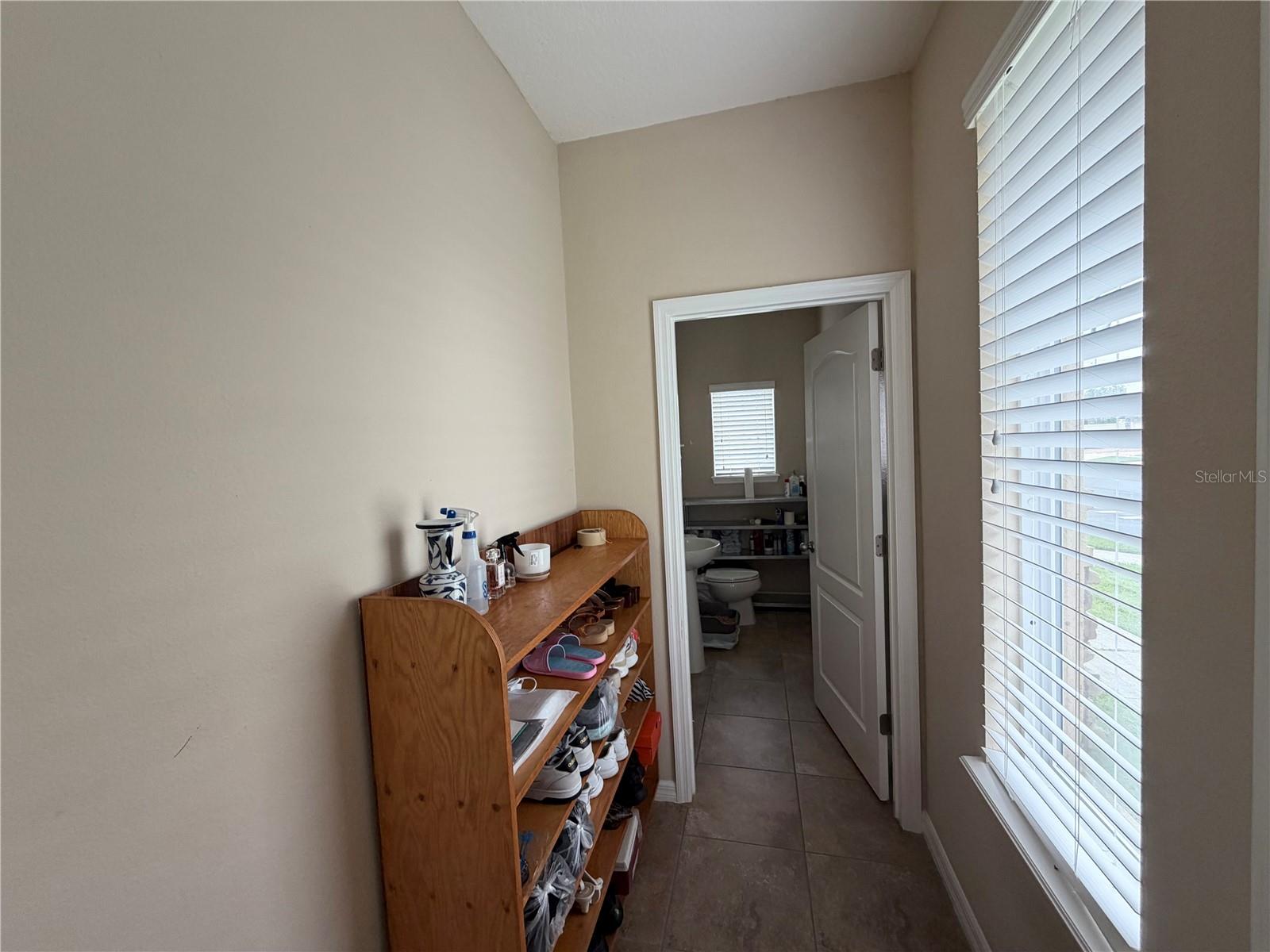 1601 Mohegan Boulevard, FL