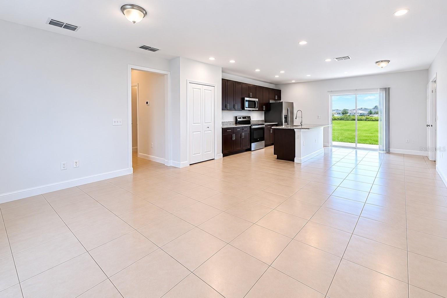 237 Cimarron Drive, FL