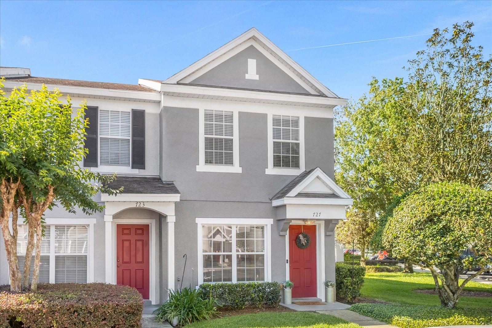 727 Shropshire Loop, FL