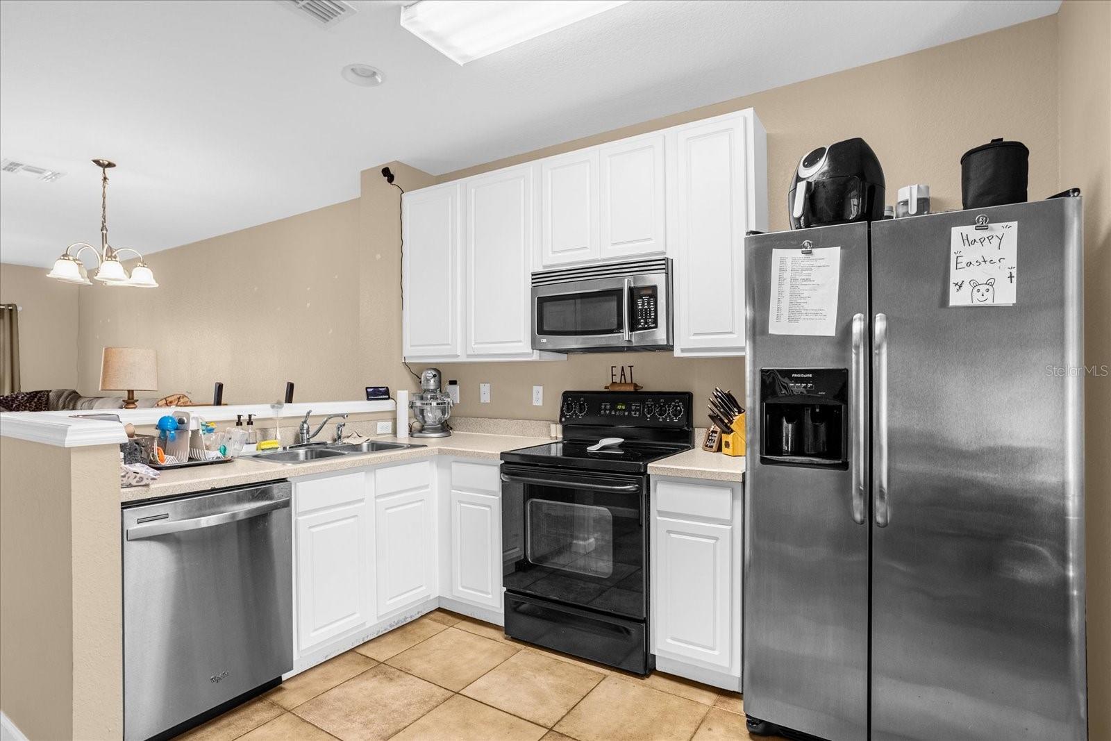 727 Shropshire Loop, FL