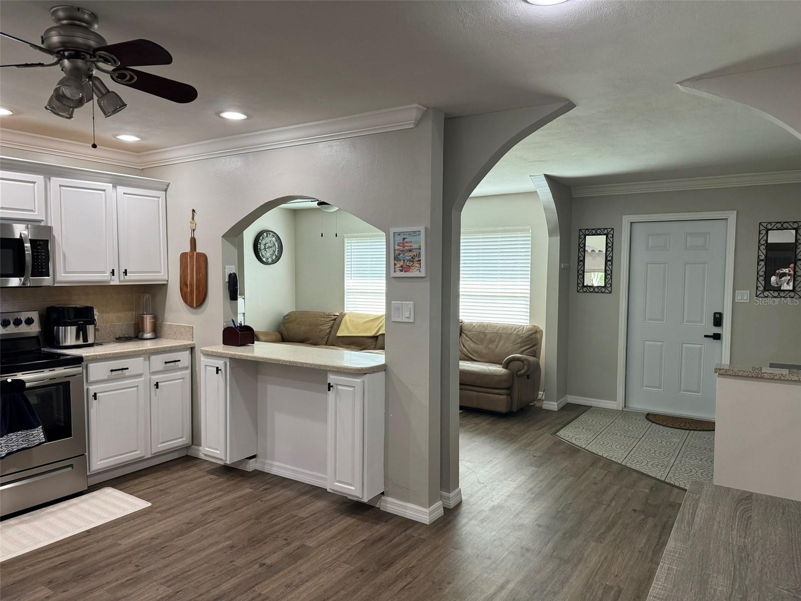 2811 Poinciana Court, FL