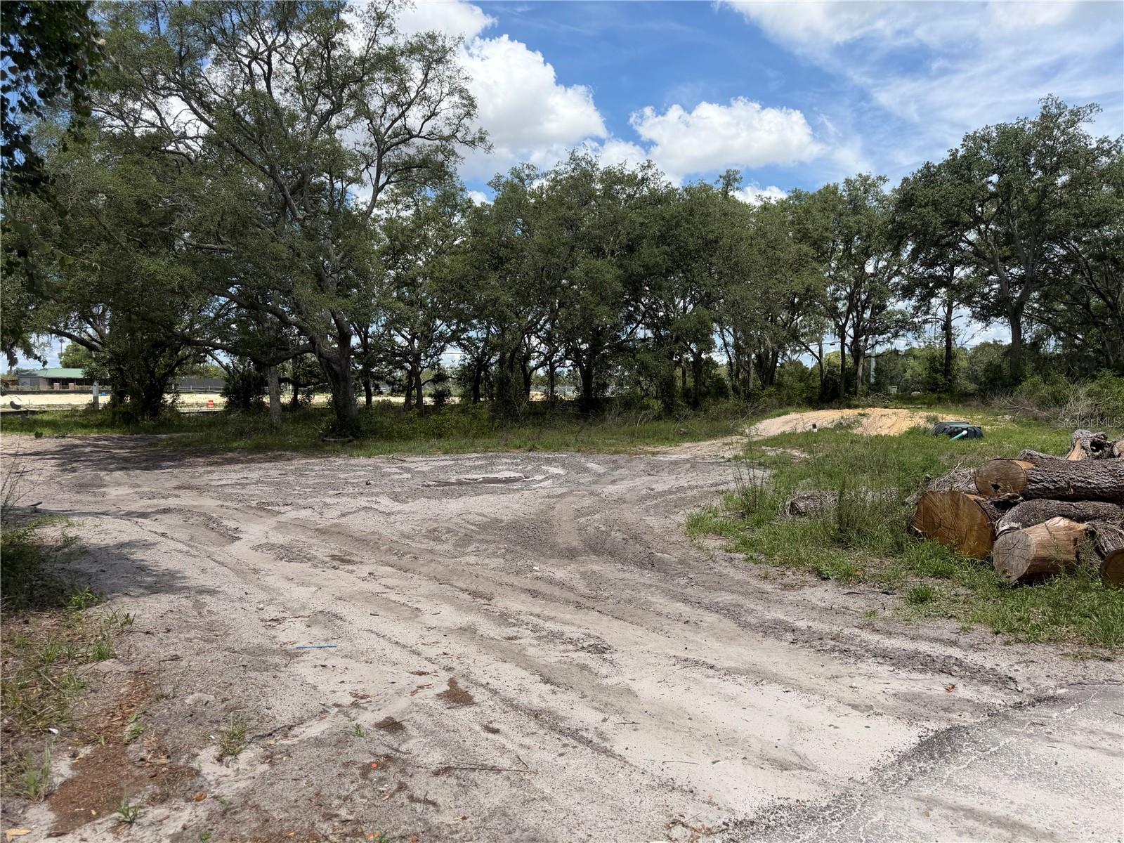3310 Treiman Boulevard, FL
