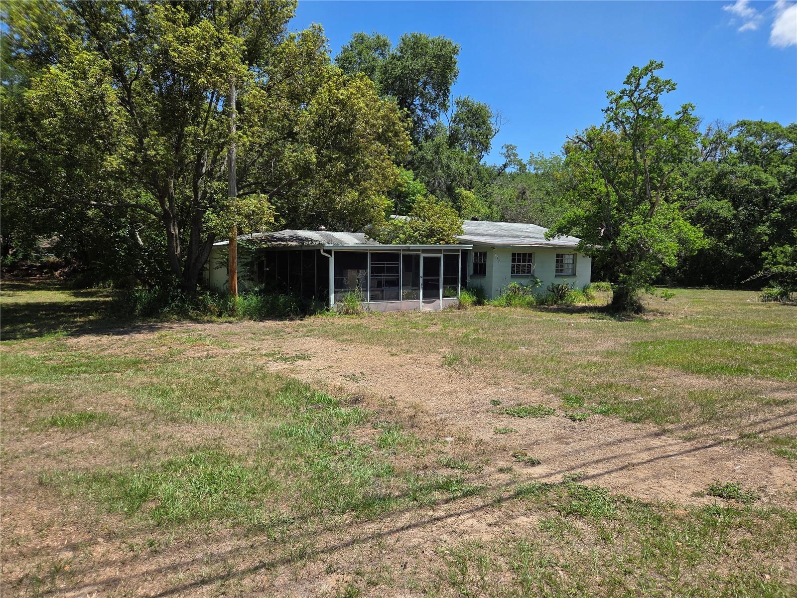 3810 Lumsden Road, FL