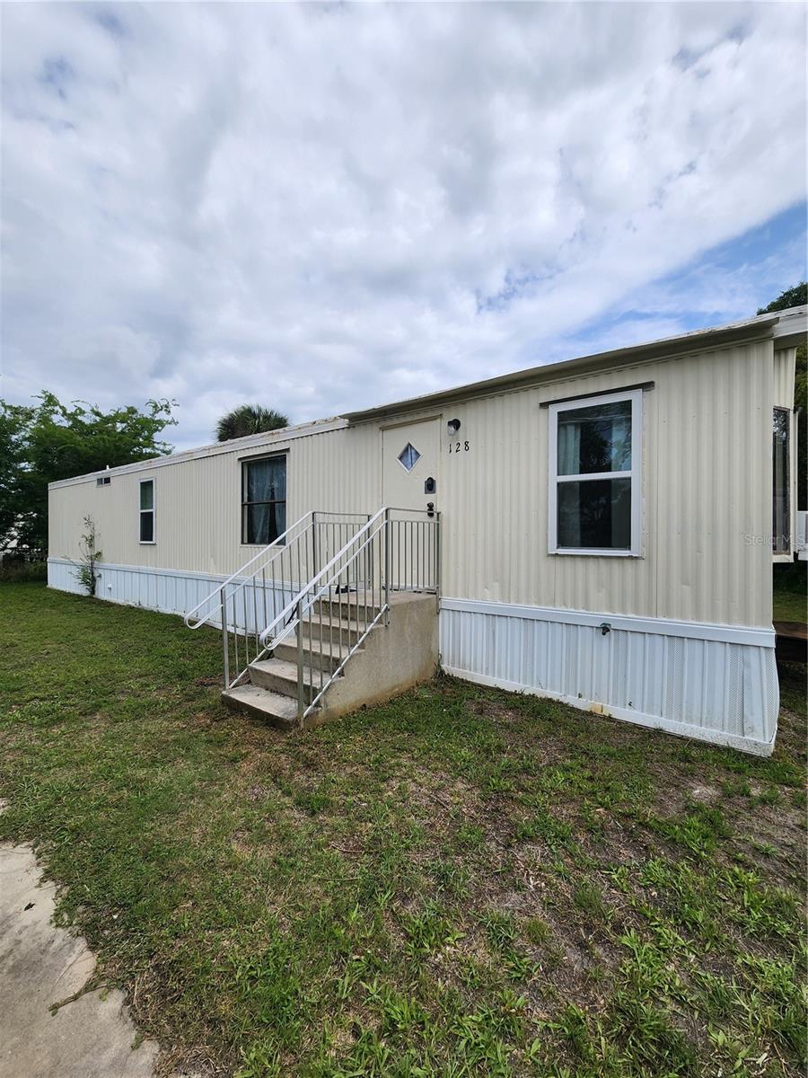 128 Center Street, FL