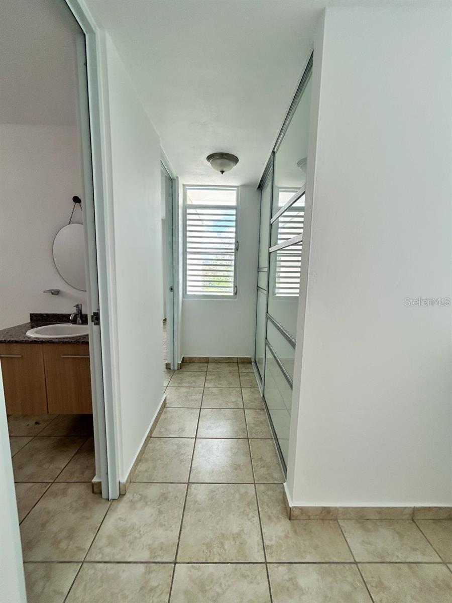 42 Calle Caoba, PR
