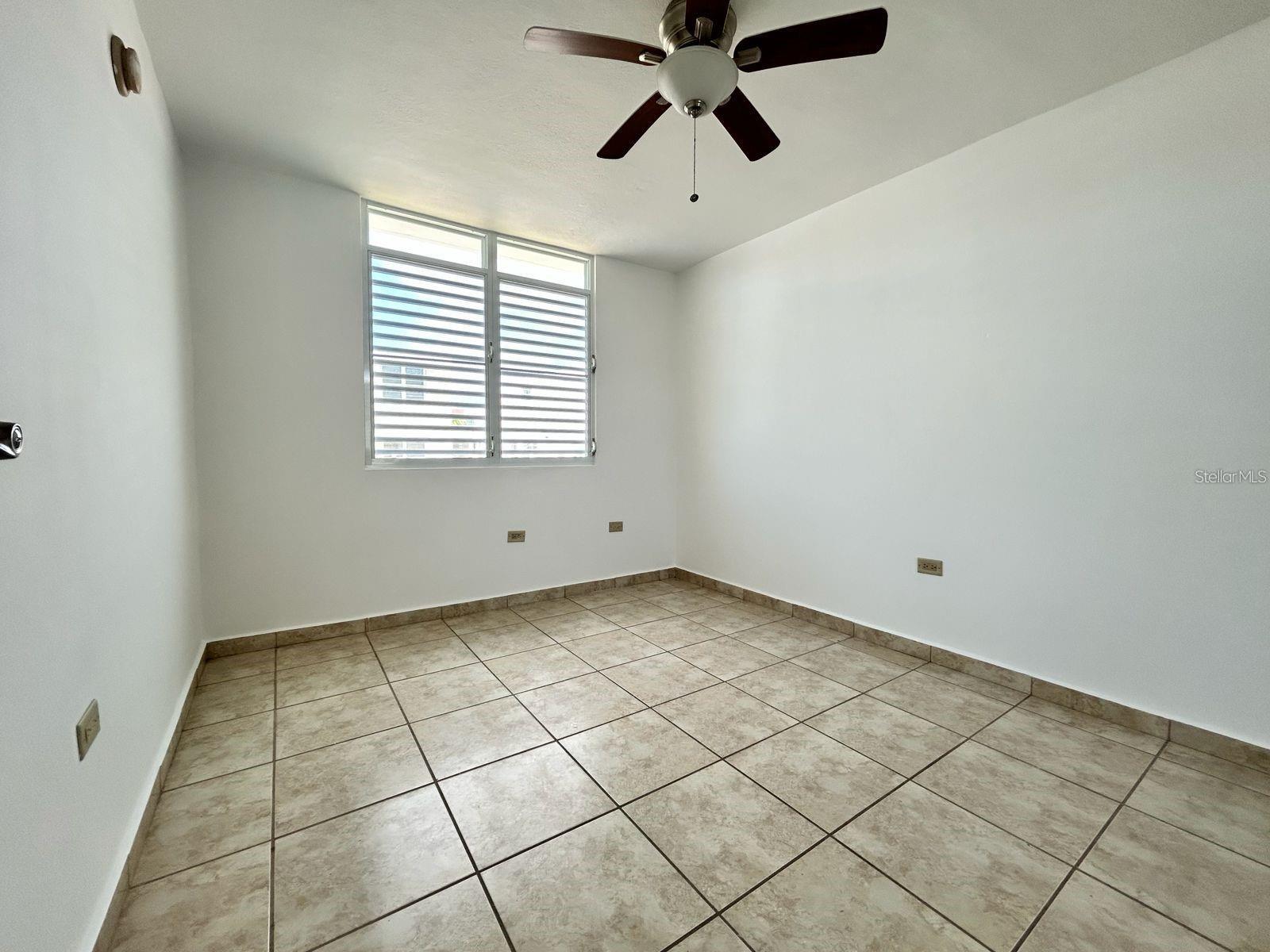 42 Calle Caoba, PR