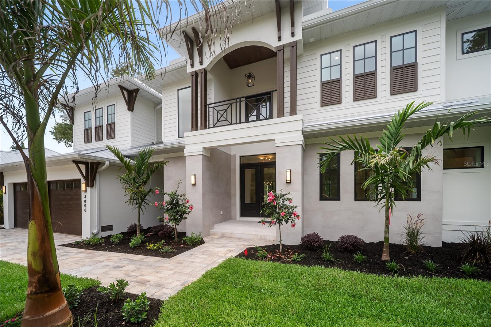 3800 Flores Avenue, FL