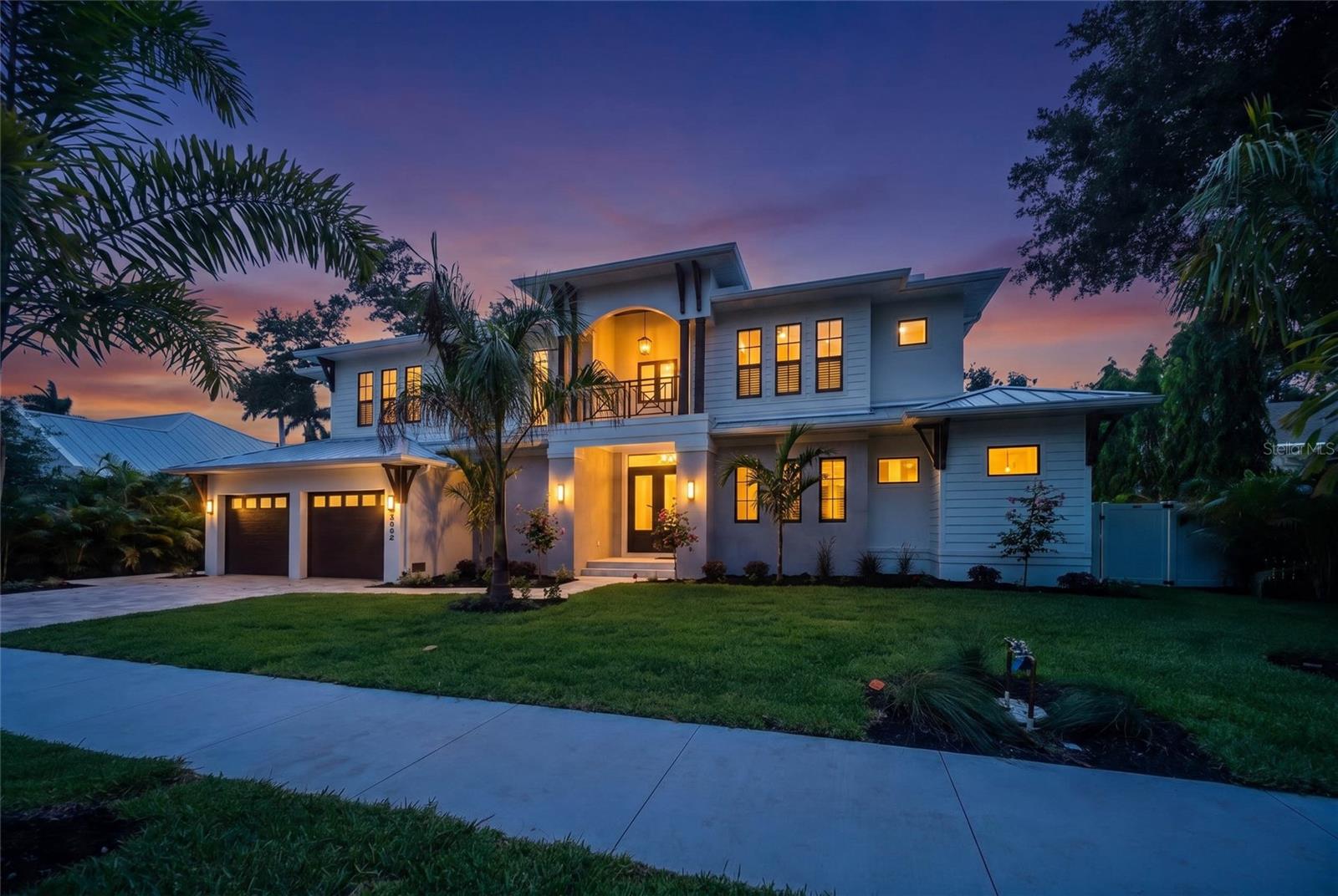 3800 Flores Avenue, FL