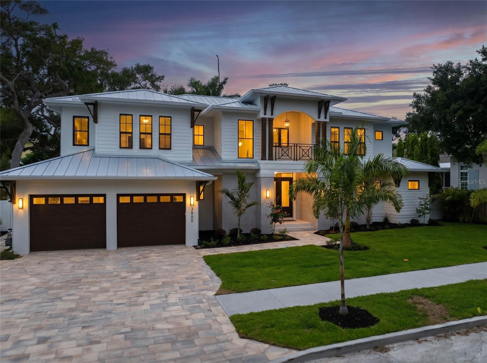 3800 Flores Avenue, FL