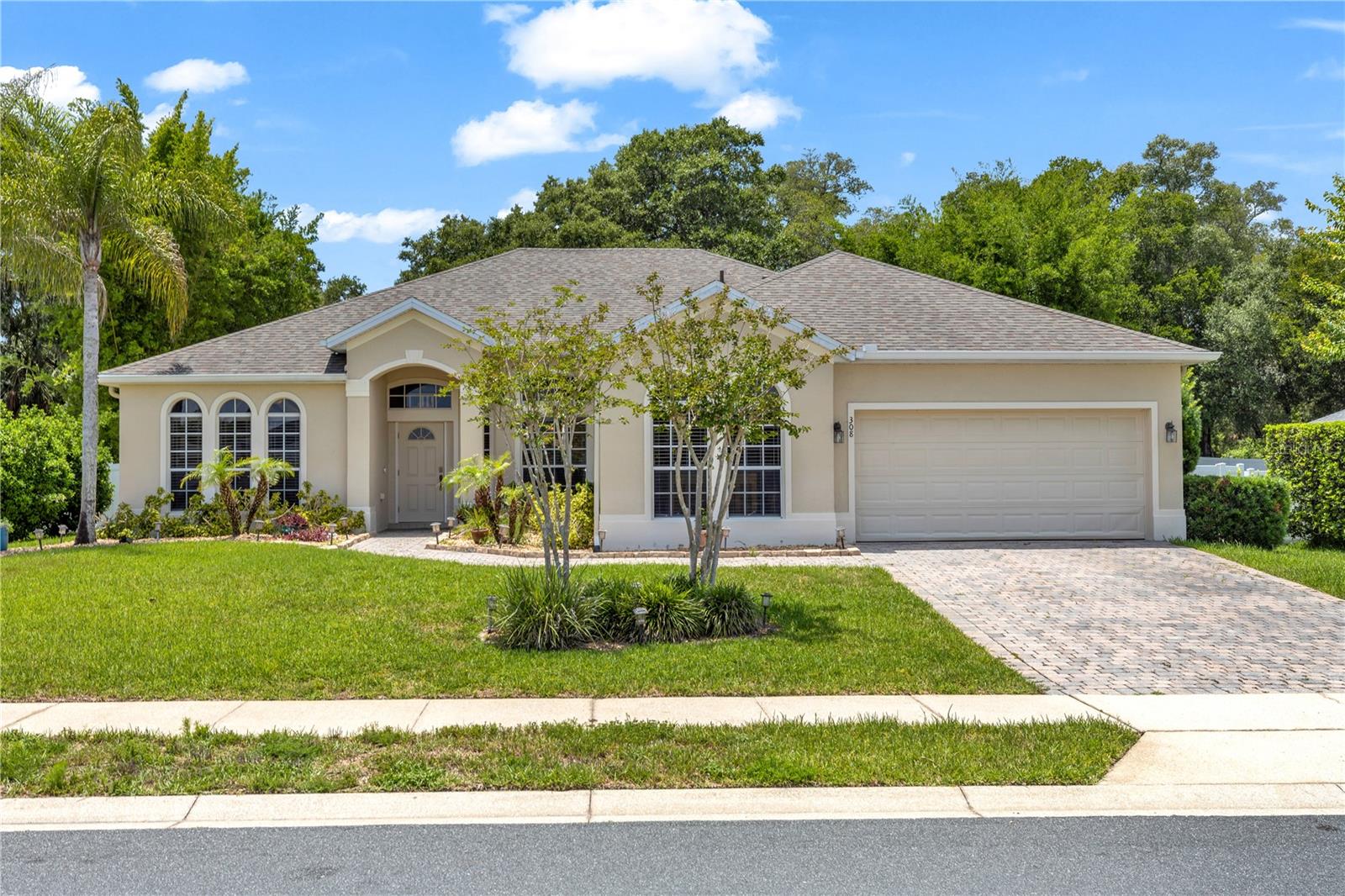 308 Crystal Pond Avenue, FL